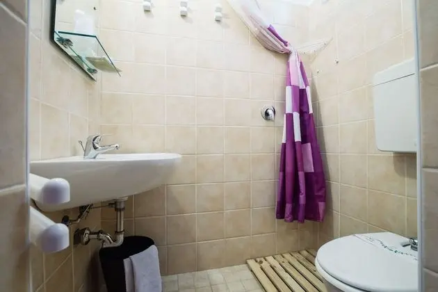 Tek Büyük veya İki Ayrı Yataklı Oda