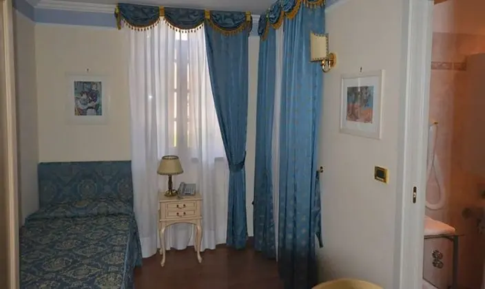 Tek Kişilik Oda