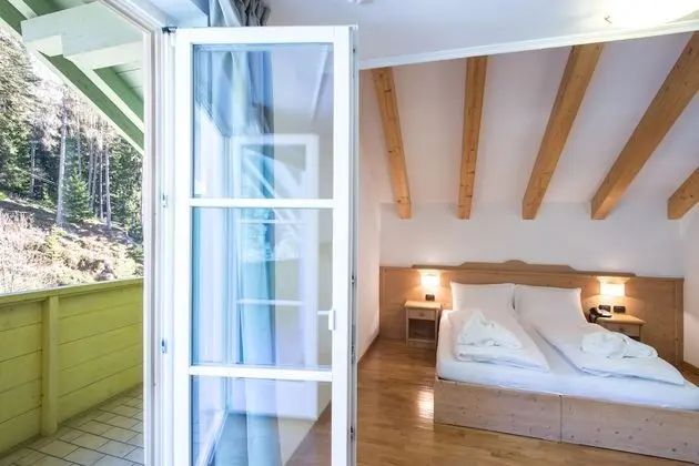 Standard Tek Büyük veya İki Ayrı Yataklı Oda