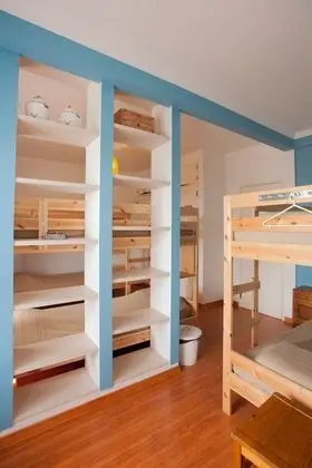 Ortak Ranzalı Oda, Karma Ranzalı Oda, Ortak Banyo, Deniz Manzaralı (Atlantic Ocean 6 Beds)
