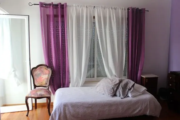 Tek Büyük Yataklı Oda, Ortak Banyo, Deniz Manzaralı (Violet Dreams)