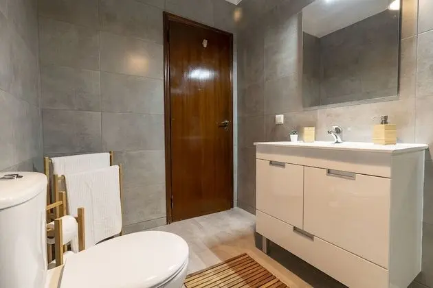 Premium Tek Büyük Yataklı Oda