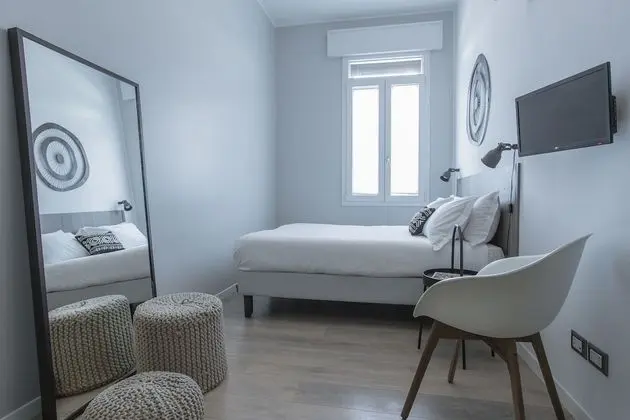 Tek Büyük Yataklı Oda, 1 Çift Kişilik Yatak, Ortak Banyo