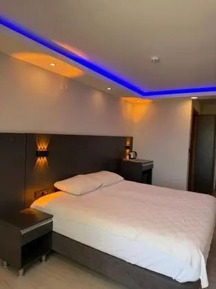 Standart Oda, Kara Manzaralı, Balkonlu