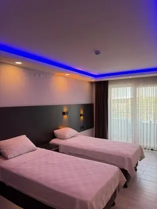 Standart Oda, Kara Manzaralı, Balkonlu