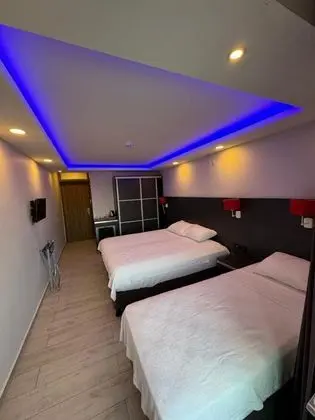 Standart Üç Kişilik Oda, Kara Manzaralı, Balkonlu