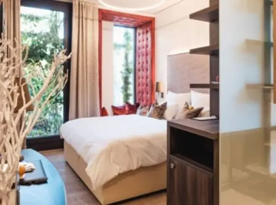 Comfort Tek Büyük Yataklı Oda, Resort Manzaralı