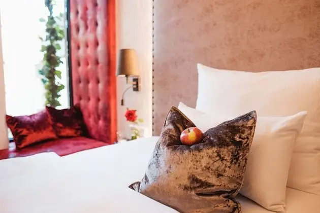 Comfort Tek Büyük Yataklı Oda, Resort Manzaralı