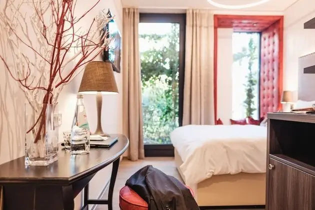 Comfort Tek Büyük Yataklı Oda, Resort Manzaralı