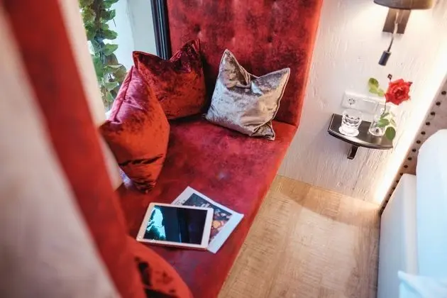 Comfort Tek Büyük Yataklı Oda, Resort Manzaralı