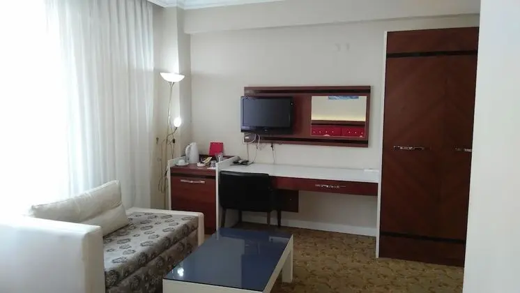 Deluxe Dört Kişilik Oda