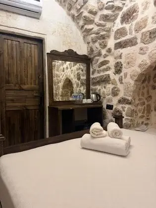 Çift Kişilik,Avlu Manzaralı,Bahçe Katı