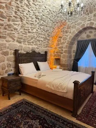 Deluxe Çift Kişilik Oda,Bahçe veya Sokak Manzaralı,Bahçe Katı