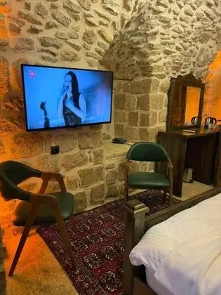 Deluxe Çift Kişilik Oda,Bahçe veya Sokak Manzaralı,Bahçe Katı