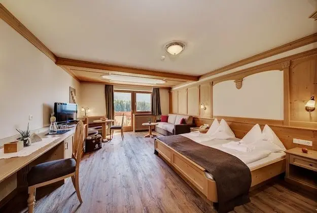 Junior Dört Kişilik Oda, 1 Yatak Odası, Dağ Manzaralı