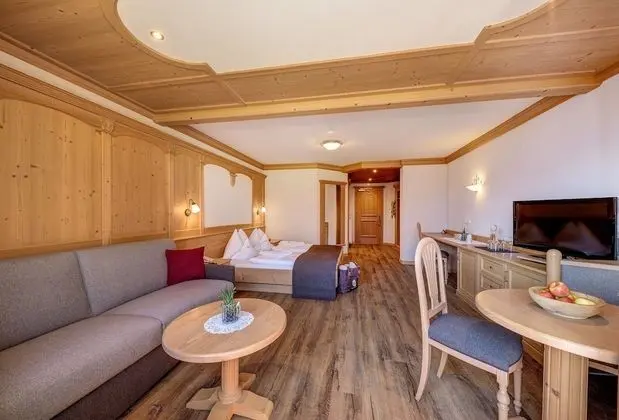 Junior Dört Kişilik Oda, 1 Yatak Odası, Dağ Manzaralı