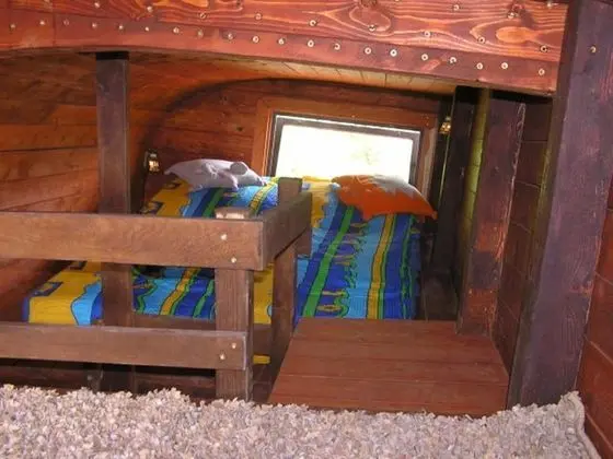 Ağaç Ev, Birden Çok Yatak (Baumwaggonhotel)