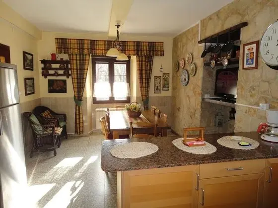 Traditional Kır Evi