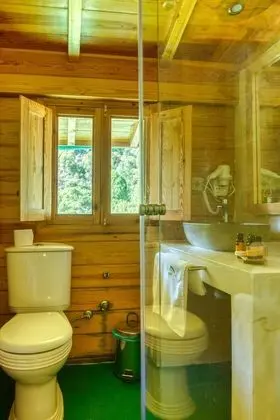 Dağ Evi, Özel Banyo (Suédois)