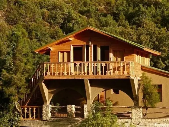 Dağ Evi, Özel Banyo (Suédois)