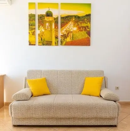 One-Bedroom Apartment with Balcony