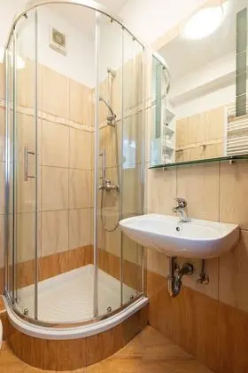 One-Bedroom Apartment with Balcony