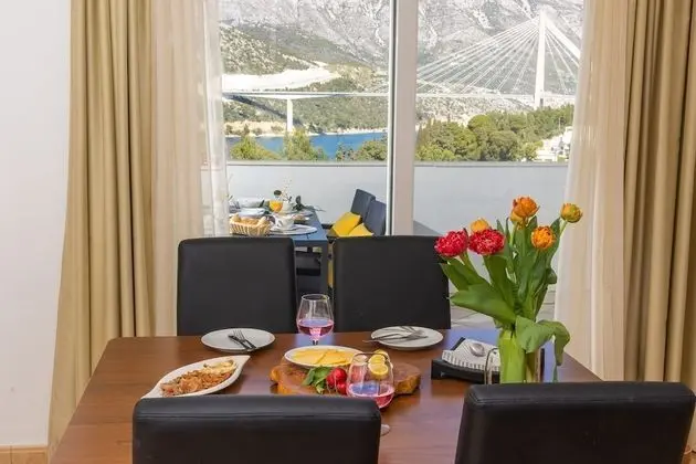 Two-Bedroom Apartment with Balcony and Sea View