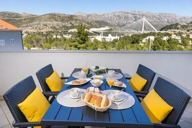 Two-Bedroom Apartment with Balcony and Sea View