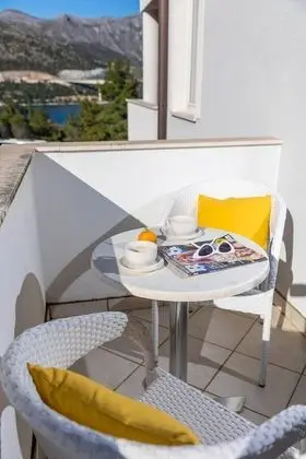 Two-Bedroom Apartment with Balcony and Sea View