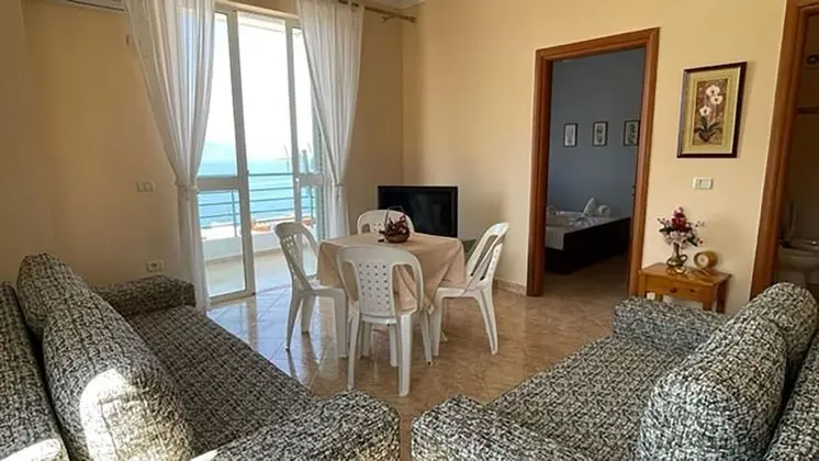 Apart Daire, Deniz Manzaralı