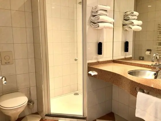 Tek Büyük Yataklı Oda, 1 En Büyük (King) Boy Yatak ve Çekyat (3 Persons)