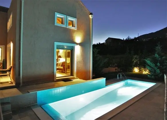 Villa, Kişiye Özel Havuzlu, Deniz Manzaralı (for 4)