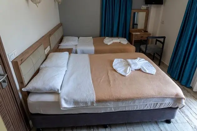 Standart Oda, Havuz Manzaralı