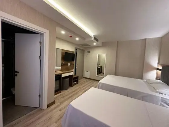 Triple, Dağ Manzaralı, Non-Smoking Room