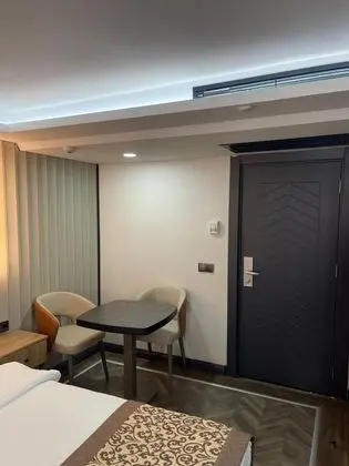 Standart Oda, Şehir Manzaralı
