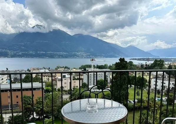 Deluxe Dört Kişilik Oda, Göl Manzaralı