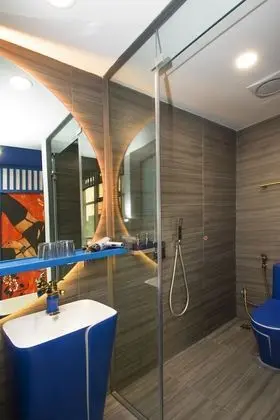 Luxury Tek Büyük Yataklı Oda