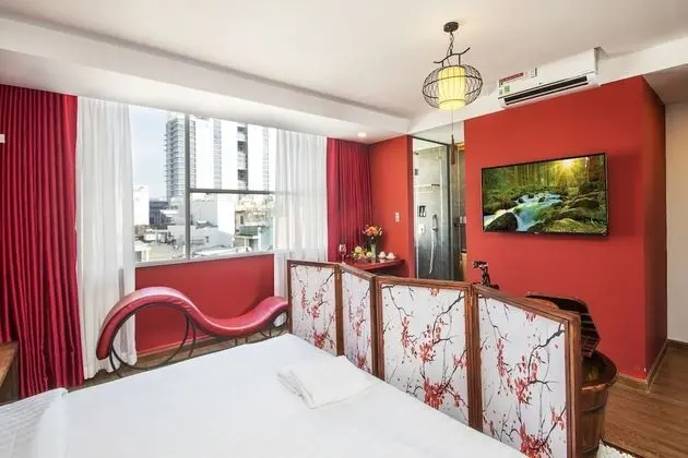 Luxury Tek Büyük Yataklı Oda