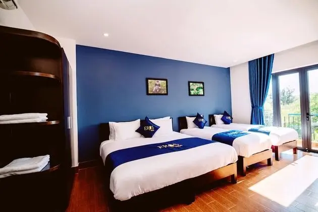 Deluxe Üç Kişilik Oda