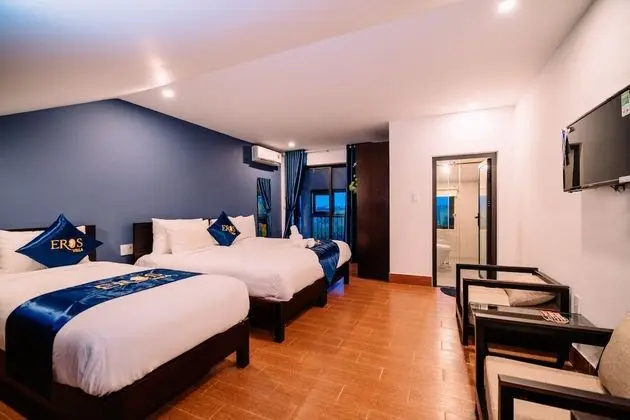 Deluxe Üç Kişilik Oda