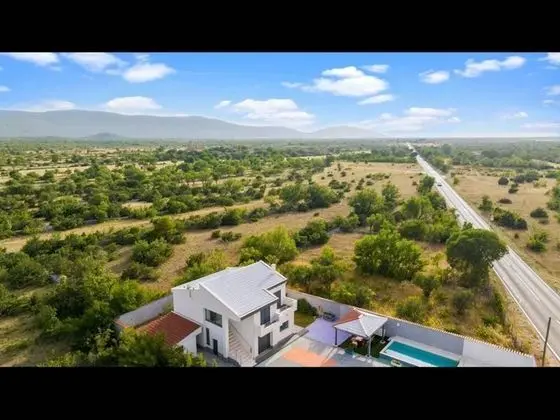 Villa, 6 Yatak Odası, Sigara İçilebilir, Balkon