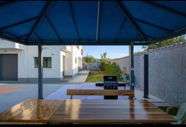 Villa, 6 Yatak Odası, Sigara İçilebilir, Balkon