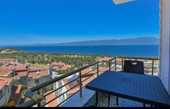 Aile Odası, Deniz Manzaralı, Balkonlu