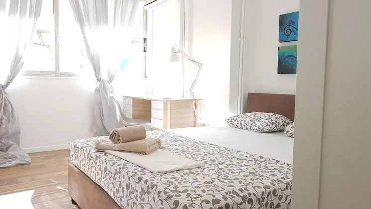 Apart Daire, 6 Yatak Odası