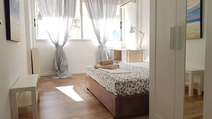 Apart Daire, 6 Yatak Odası