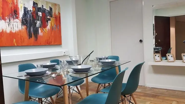 Apart Daire, 6 Yatak Odası