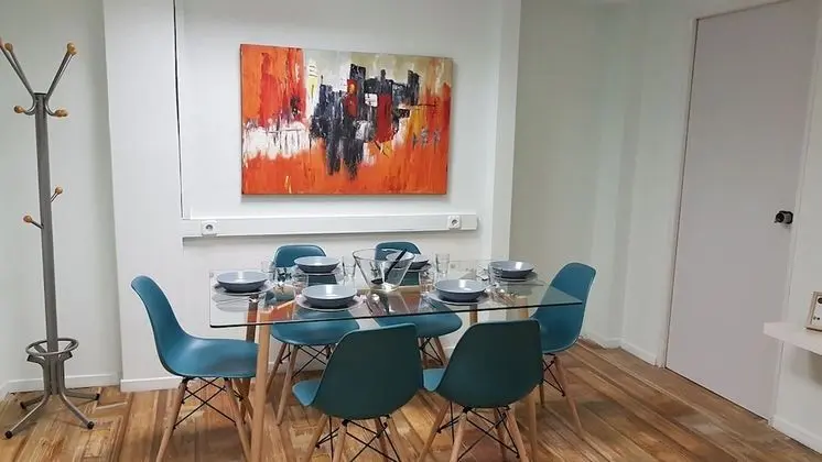 Apart Daire, 6 Yatak Odası