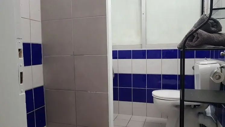 Apart Daire, 6 Yatak Odası