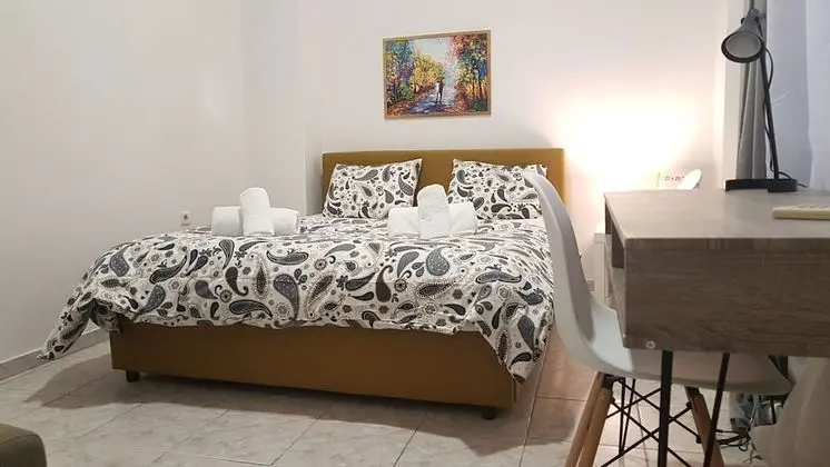 Apart Daire, 6 Yatak Odası