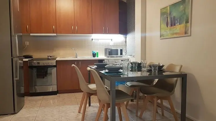 Apart Daire, 6 Yatak Odası